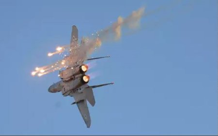 Israeli Airstrike in Southern Lebanon Claims 10 Lives, Targets Hezbollah Weapons Depot