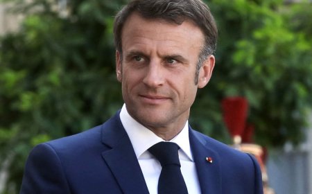 “Navigating Political Uncertainty: Emmanuel Macron's Search for a New Prime Minister Amidst a Fragmented French Parliament”