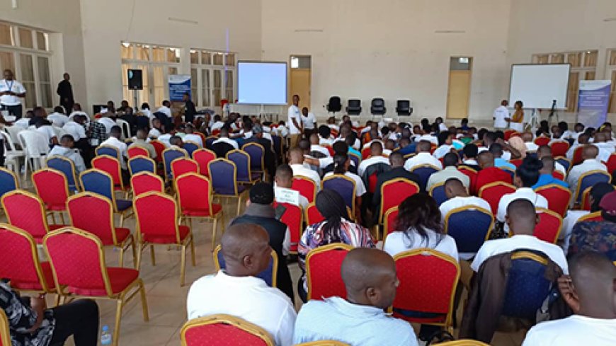 Amatora yari yitezweho guteza imbere abongerera agaciro impu yasubitswe k’umunota wanyuma