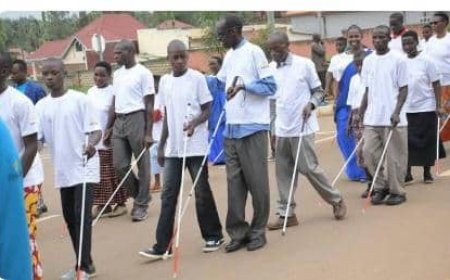 Inkoni yera niyo mboni y’abafite ubumuga bwo kutabona