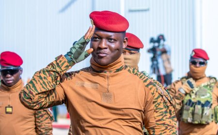 Burkina Faso: Perezida Traoré yahagaritse amashyaka ya Politike yose