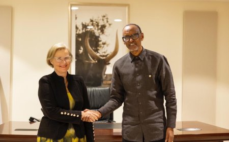 Perezida Kagame yasezeye kuri Ambasaderi wa Portugal mu Rwanda