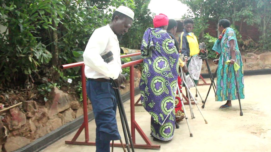 People with Physical Disabilities Receive Prosthetic and Orthotic Support