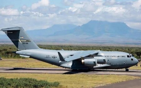 Indege 20 za gisirikare za Amerika zageze muri Kenya mu mushinga wa Ebola wavugishije benshi