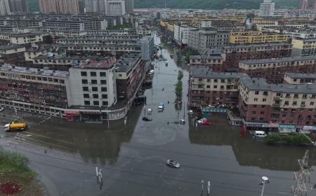 Streets underwater - Heavy rain swamps China's Fushun as rainfall tops 329 millimetres